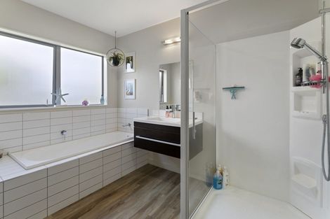 Photo of property in 44 Kotuku Drive, Paraparaumu Beach, Paraparaumu, 5032