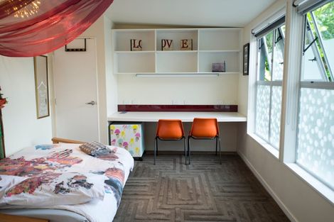 Photo of property in 19f3 Burnham Street, Seatoun, Wellington, 6022