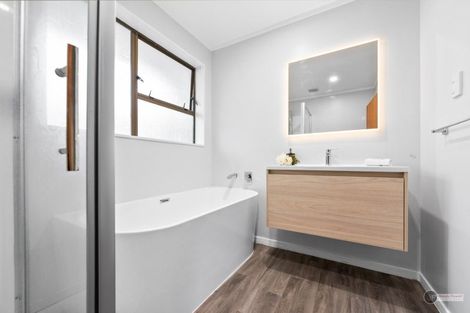 Photo of property in 19b Totara Crescent, Woburn, Lower Hutt, 5010