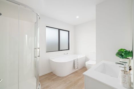 Photo of property in 4 Poipoi Place, Aranui, 8061