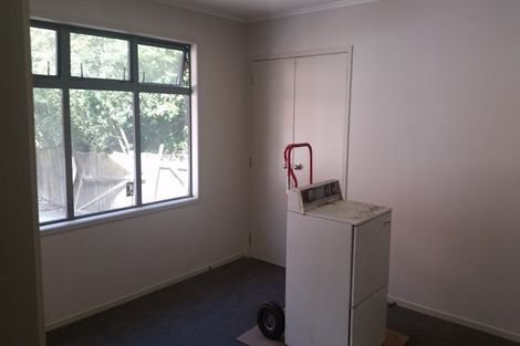 Photo of property in 22a/1 Knox Road, Swanson, Auckland, 0612