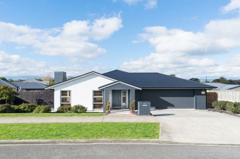 Photo of property in 12d Stonebridge Heights, Feilding, 4702