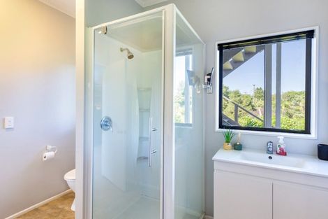 Photo of property in 23 Harvey Street, Waipahihi, Taupo, 3330