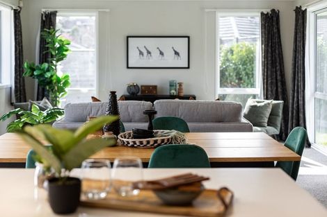 Photo of property in 33 Tradewinds Drive, Whitby, Porirua, 5024