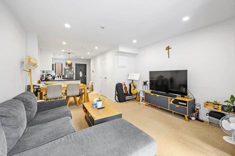 Photo of property in Rf202b, 16/18 Hewlett Road, Massey, Auckland, 0614