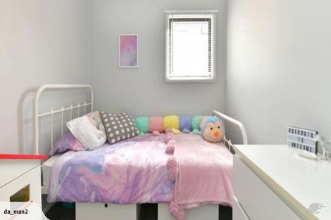 Photo of property in 1/14 Arkles Strand, Arkles Bay, Whangaparaoa, 0932