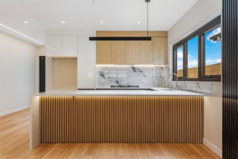 Photo of property in 23 Whakairo Crescent, Gulf Harbour, 0930