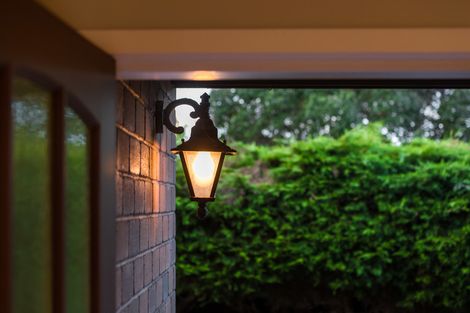 Photo of property in 2 Daffodil Street, Titirangi, Auckland, 0604