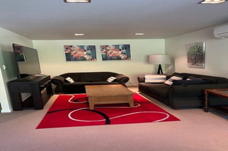 Photo of property in 17u2 Blackbridge Road, Wadestown, Wellington, 6012