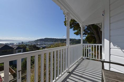 Photo of property in 53 Bidwill Street, Mount Cook, Wellington, 6021