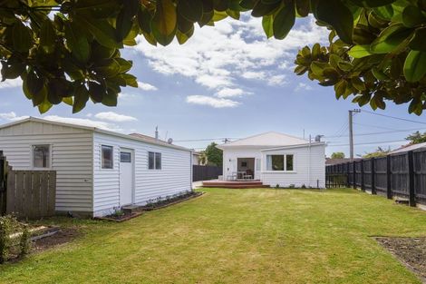 Photo of property in 102 Aylesford Street, Mairehau, Christchurch, 8013