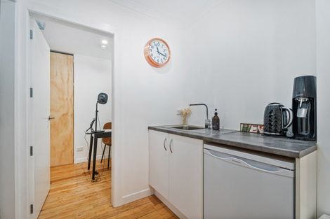 Photo of property in 18 Black Jack Road, Kuaotunu, Whitianga, 3592