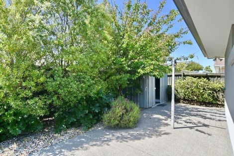 Photo of property in 4 Hurst Place, Parklands, Christchurch, 8083