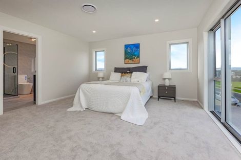 Photo of property in 29 Emerald Avenue, Rosehill, 2113