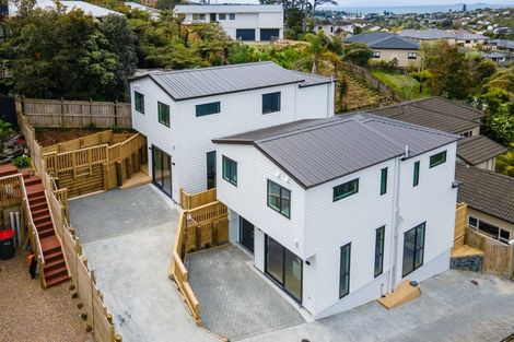 Photo of property in 11a/1 Falstone Lane, Browns Bay, Auckland, 0630