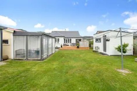 Photo of property in 44 Queen Street, Petone, Lower Hutt, 5012