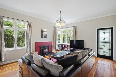 Photo of property in 68 Victoria Avenue, Waiuku, 2123