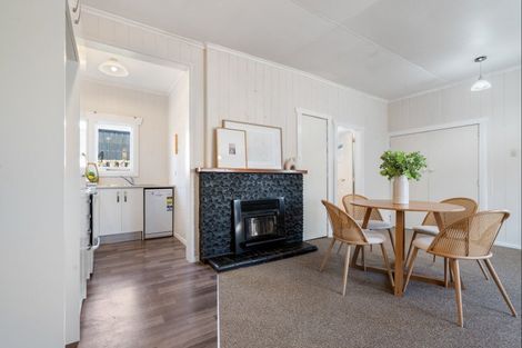 Photo of property in 44 Fitzroy Road, Fitzroy, New Plymouth, 4312