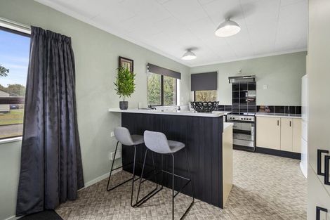 Photo of property in 3 Gladys Place, Kelvin Grove, Palmerston North, 4414