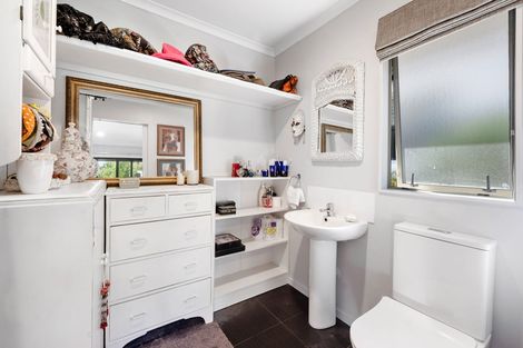 Photo of property in 285unit Vaughan Road, Owhata, Rotorua, 3010