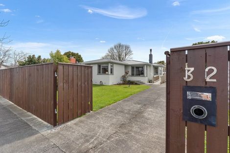 Photo of property in 32 Rugby Street, Awapuni, Palmerston North, 4412