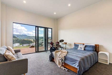 Photo of property in 3 Rewarewa Rise, Whangamata, 3691