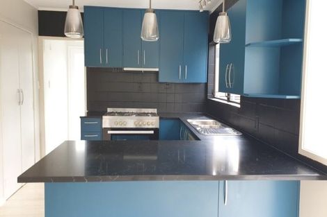 Photo of property in 14 Packham Place, Beach Haven, Auckland, 0626