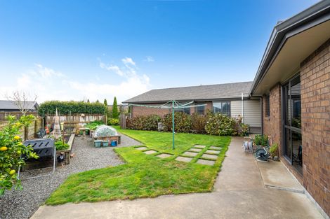 Photo of property in 24 Carrington Drive, Carterton, 5713