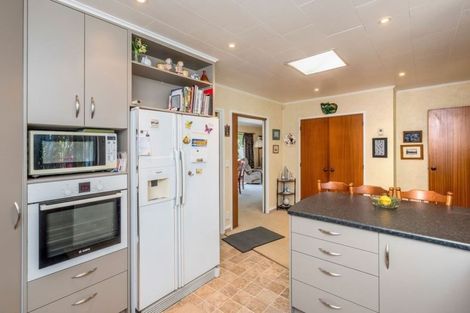 Photo of property in 67 Nimmo Avenue East, Waikanae, 5036