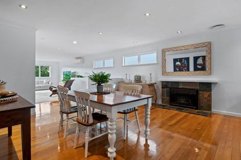 Photo of property in 28 Alexander Avenue, Torbay, Auckland, 0630