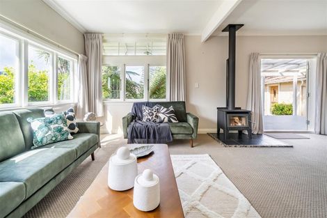 Photo of property in 37 Linwood Drive, Paraparaumu, 5032