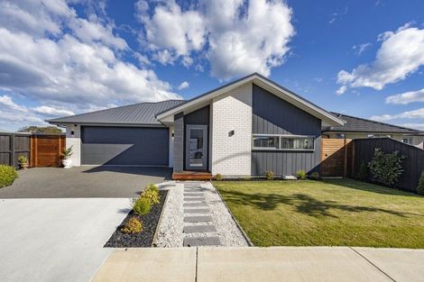 Photo of property in 43 Chambers Avenue, Woodend, 7610