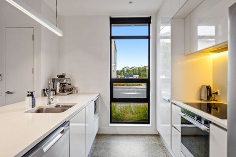 Photo of property in 206 Hobsonville Point Road, Hobsonville, Auckland, 0616