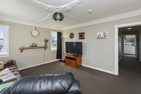 Photo of property in 157 Molesworth Street, New Plymouth, 4312