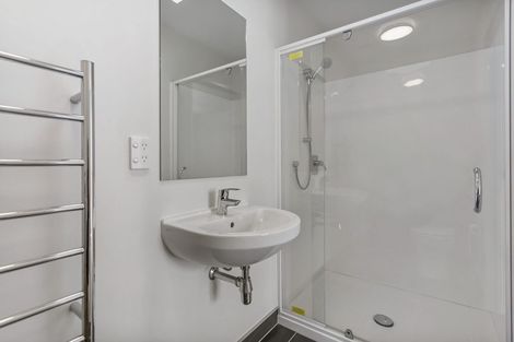 Photo of property in 87 Grove Road, Papakura, 2110