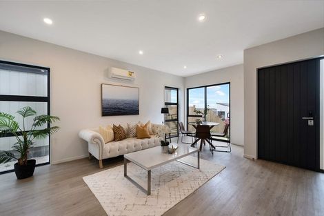 Photo of property in 7 Horokaka Street, Massey, Auckland, 0614