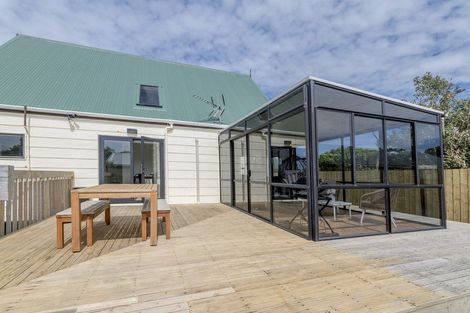 Photo of property in 189 Tutere Street, Waikanae Beach, Waikanae, 5036