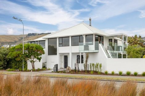 Photo of property in 11 Beachville Road, Redcliffs, Christchurch, 8081