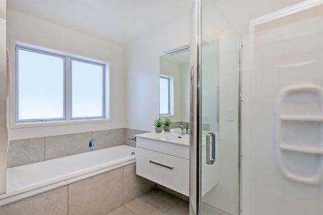 Photo of property in 100 King Street, Taradale, Napier, 4112