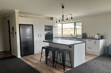 Photo of property in 77b Fairfield Road, Levin, 5510