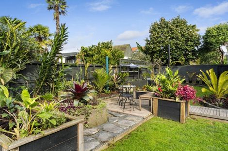 Photo of property in 366a Devonport Road, Tauranga South, Tauranga, 3112