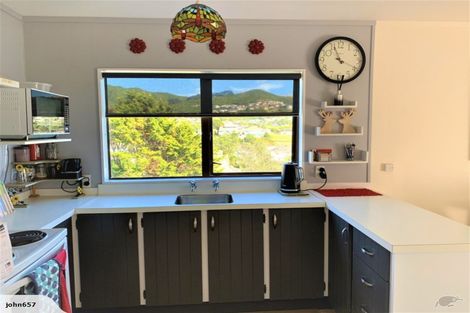 Photo of property in 37f2 Bould Street, Johnsonville, Wellington, 6037