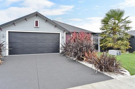 Photo of property in 5 Peak Crescent, Kaiapoi, 7630