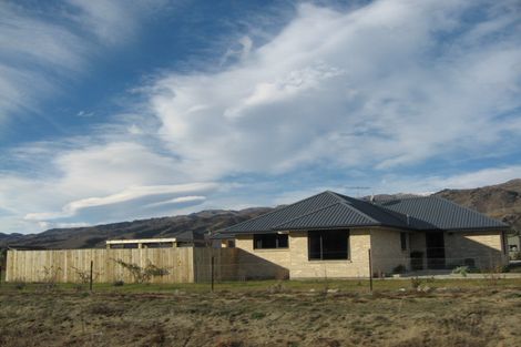 Photo of property in 3 Shortcut Road, Cromwell, 9310
