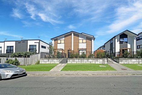 Photo of property in 2/41 Kervil Avenue, Te Atatu Peninsula, Auckland, 0610