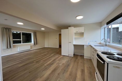 Photo of property in 25 Geoffrey Road, Torbay, Auckland, 0630