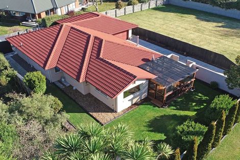 Photo of property in 17 Taranaki Drive, Woodend, 7610