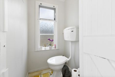 Photo of property in 35 Graham Street, Hamilton East, Hamilton, 3216