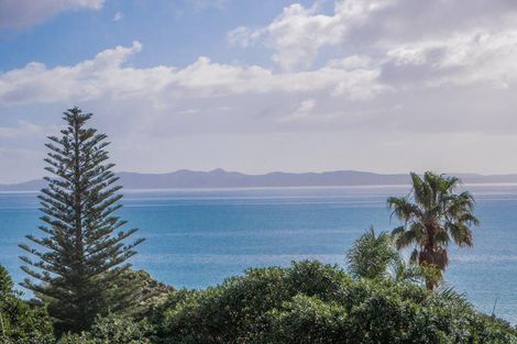 Photo of property in 5 Seaview Road, Cable Bay, 0420