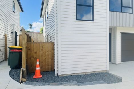 Photo of property in 7a Hinau Street, New Lynn, Auckland, 0600